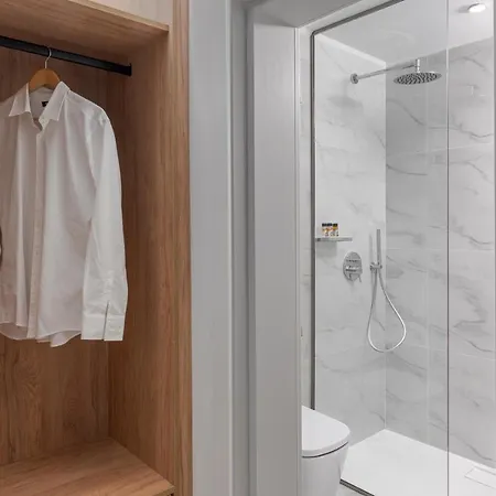 ιωκα / The Urbitality Project *