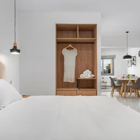 Ioka Salonica - Urban Living In Ladadika *