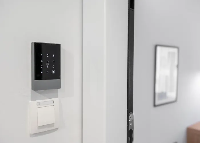 Apartamento ιωκα / The Urbitality Project *