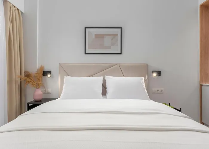 Appartement ιωκα / The Urbitality Project *